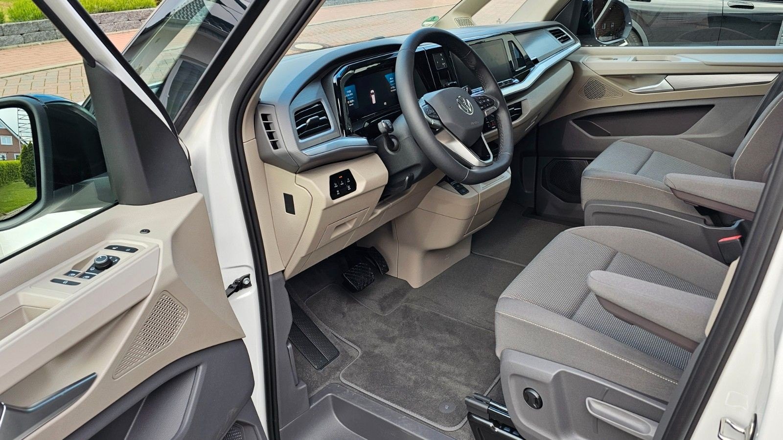 Vozidlo #10176 - Volkswagen T7 Multivan EDITION DSG 12