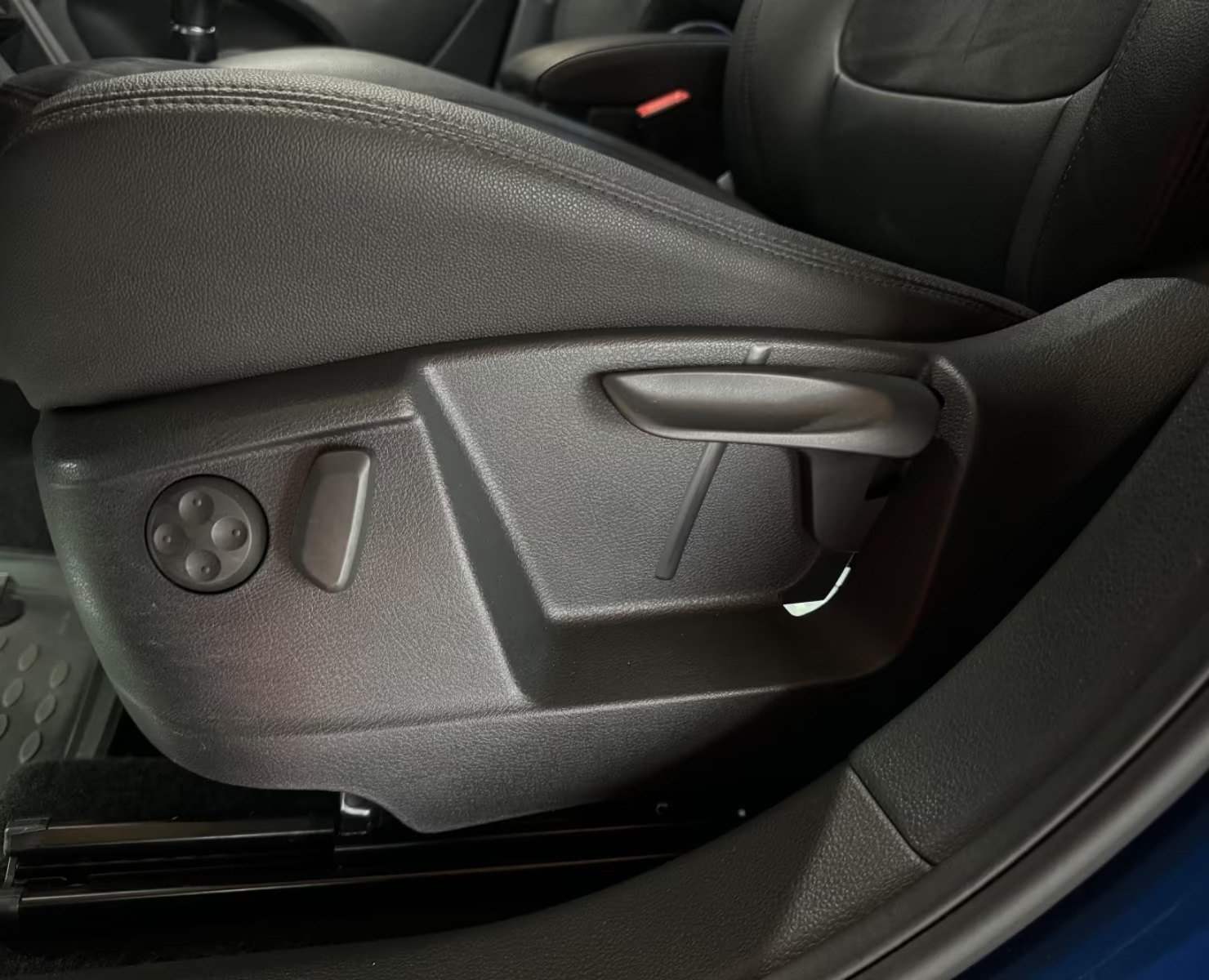 Vozidlo #10184 - Volkswagen Sharan Highline 4Motion 16