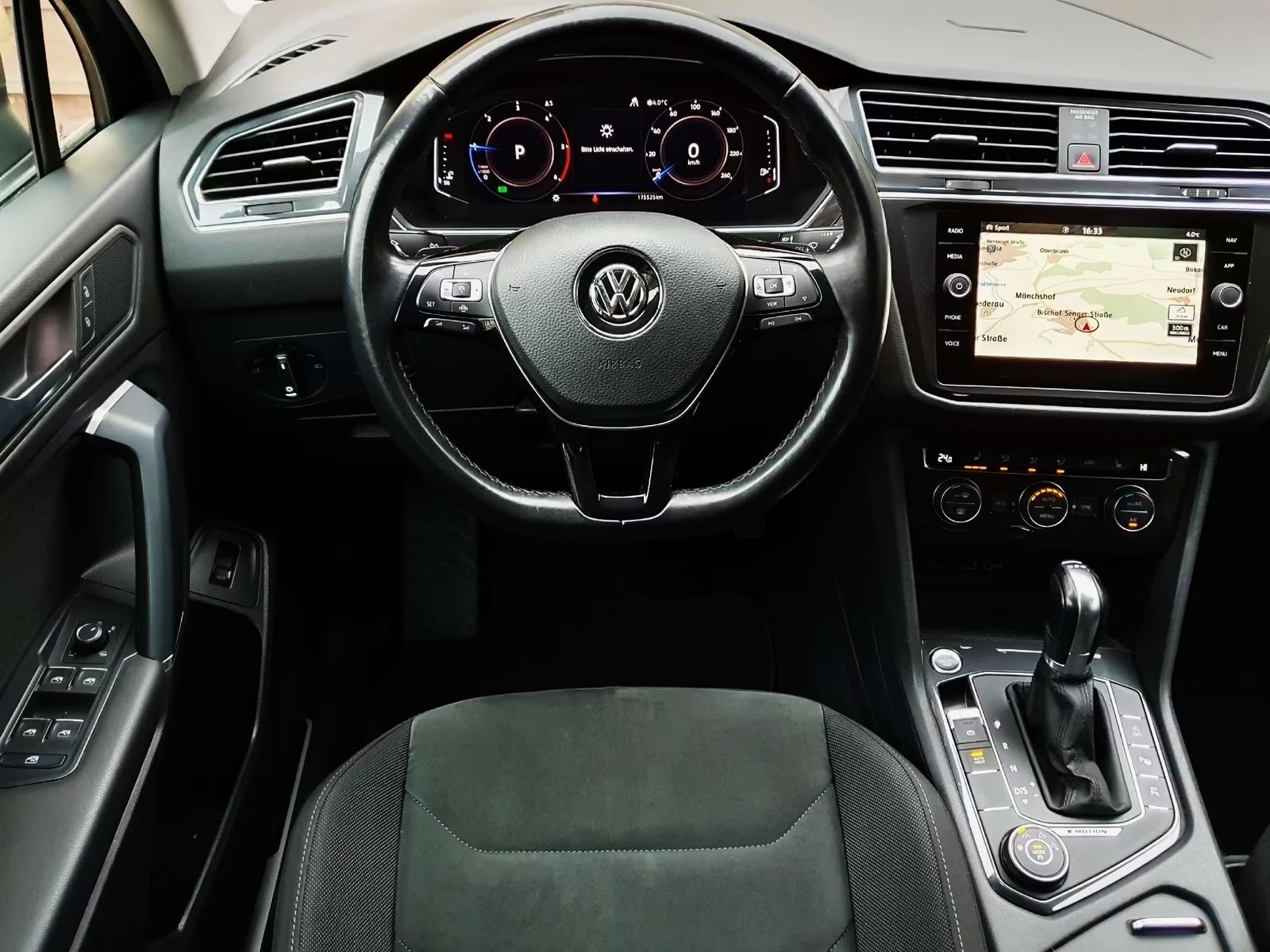 Vozidlo #10191 - Volkswagen Tiguan Allspace R-Line Highline 4Motion 9