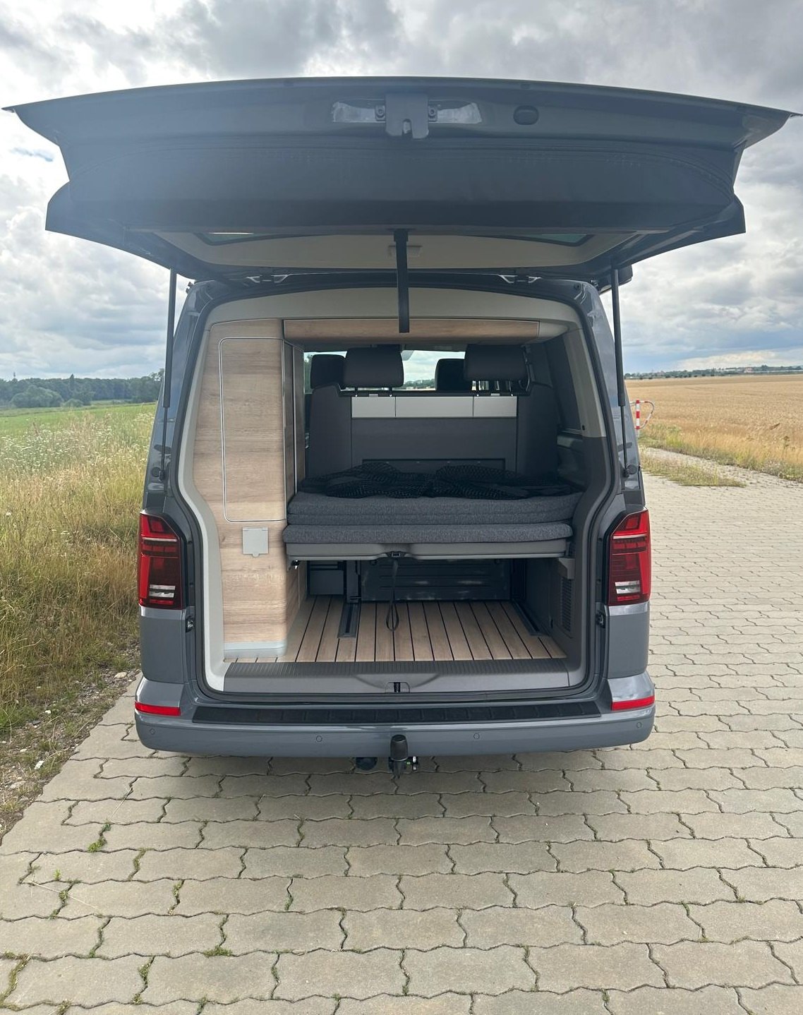 Fahrzeug #10111 - Volkswagen T6.1 California Ocean Edition 4Motion 4