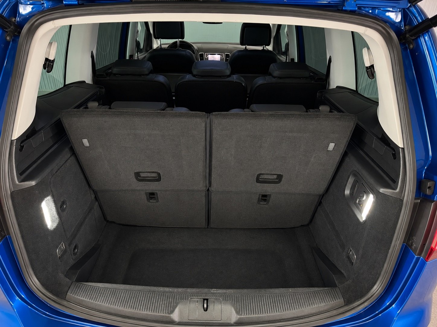 Fahrzeug #10184 - Volkswagen Sharan Highline 4Motion 9