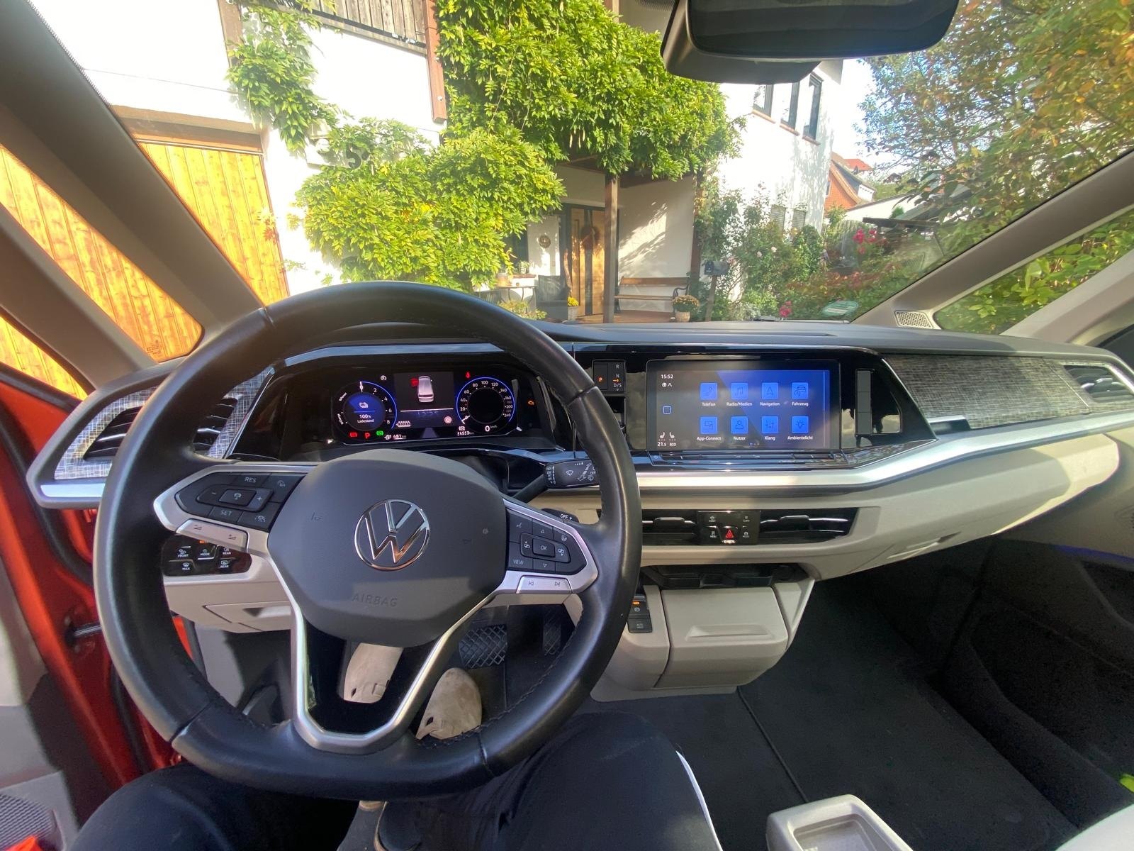 Vehicle #10178 - Volkswagen T7 Multivan Energetic 1.4 eHybrid OPF DSG 12