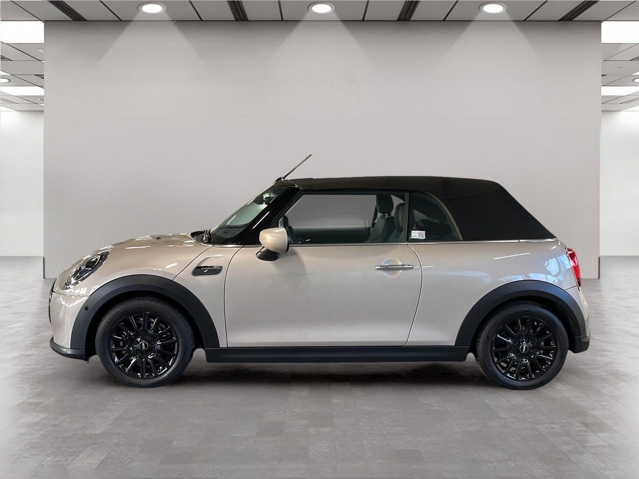 Vehicle #10179 - MINI MINI One Cabrio 5