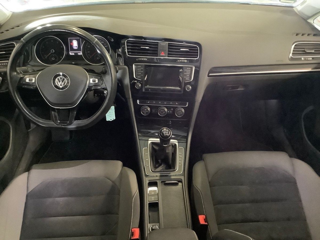 Vehicle #10186 - Volkswagen Golf VII 1.4 TSI Highline BlueMotion 19