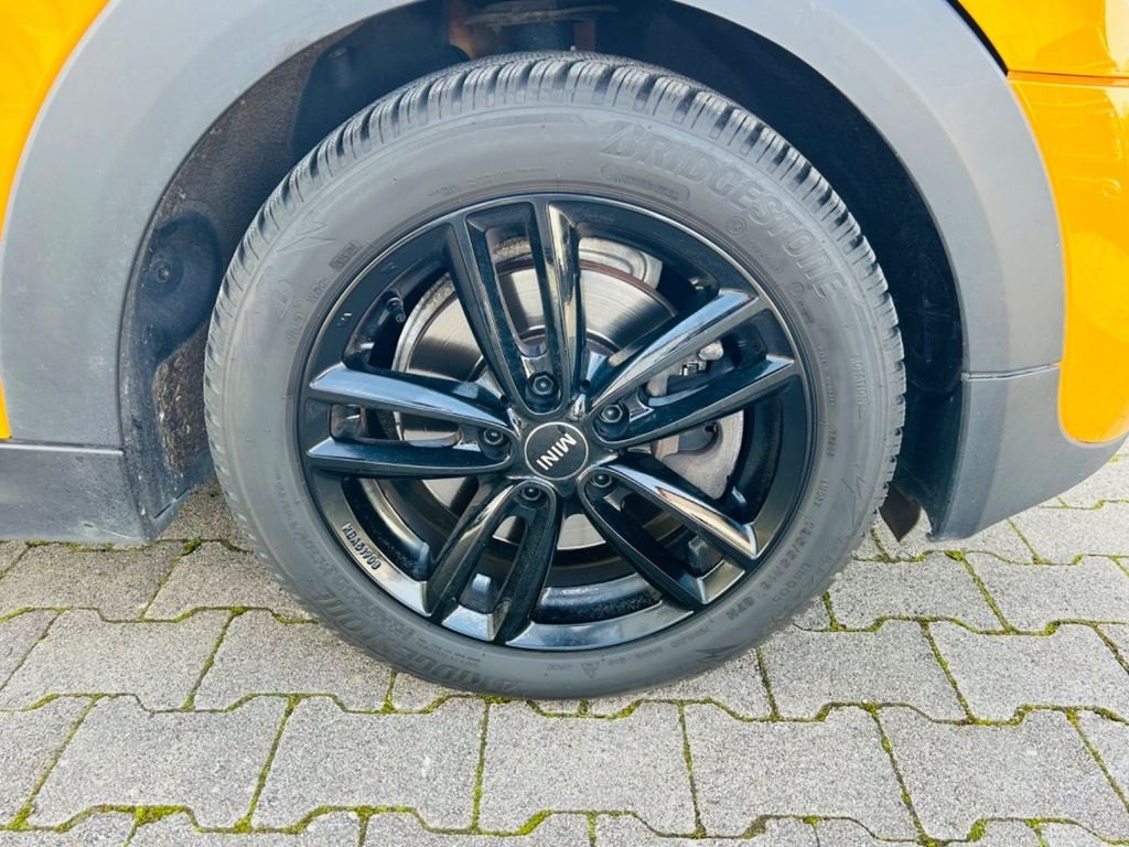 Vehicle #10187 - MINI COOPER S 9