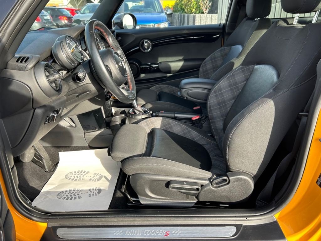 Vehicle #10187 - MINI COOPER S 10