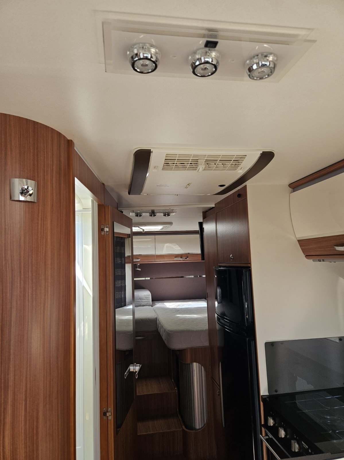 Vehicule #10189 - Adria Sonic I 700 SL 27