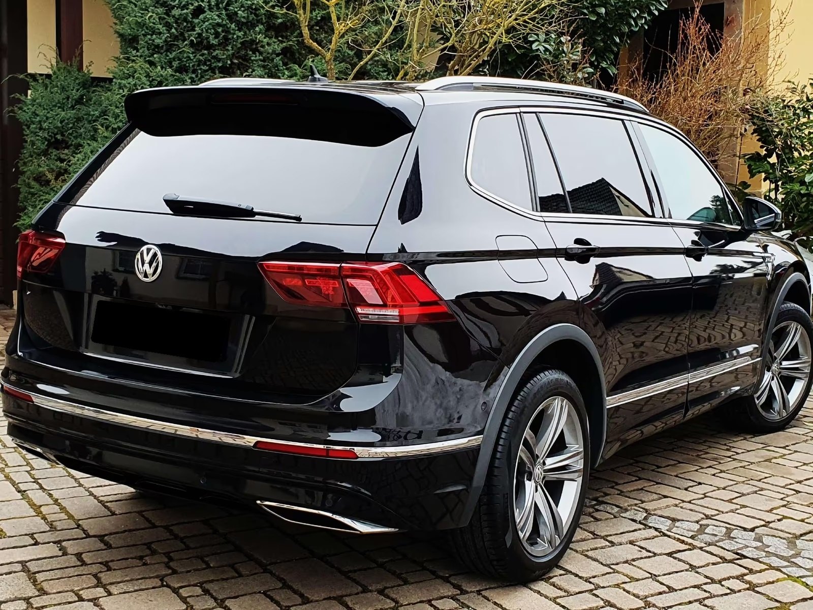 Vehicule #10191 - Volkswagen Tiguan Allspace R-Line Highline 4Motion 4