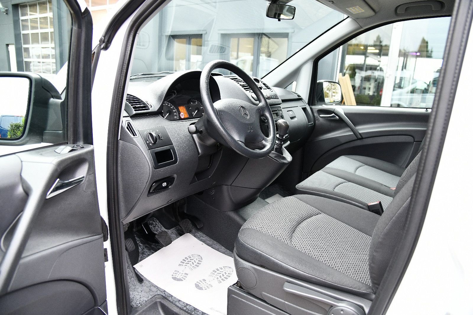 Vehicule #10192 - Mercedes-Benz Vito Tourer 110 CDI Lang 11