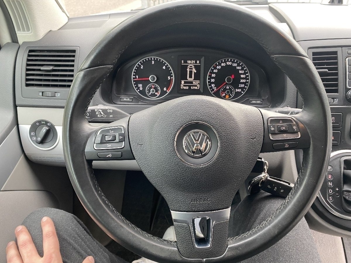 Veicolo #10183 - Volkswagen T5 California Comfortline 2.0l DSG 19