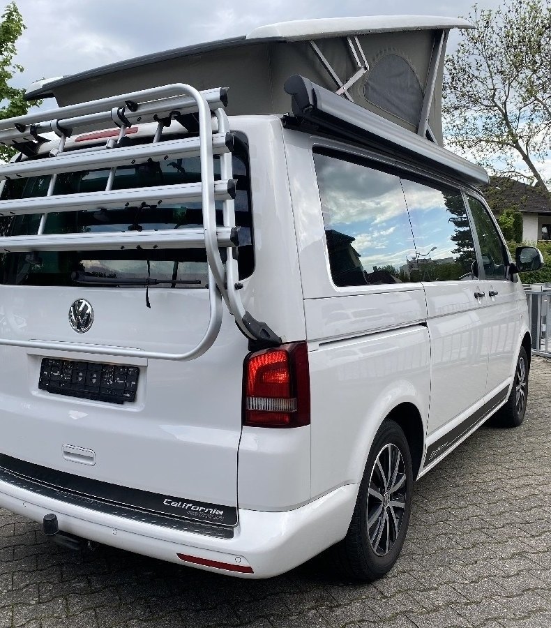 Veicolo #10183 - Volkswagen T5 California Comfortline 2.0l DSG 2