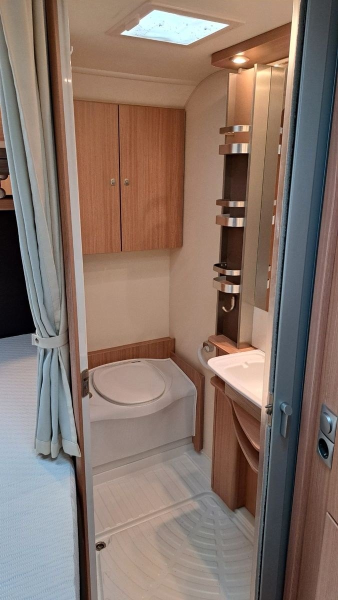 Voertuig #10177 - Knaus Sky Wave 650 MF 16