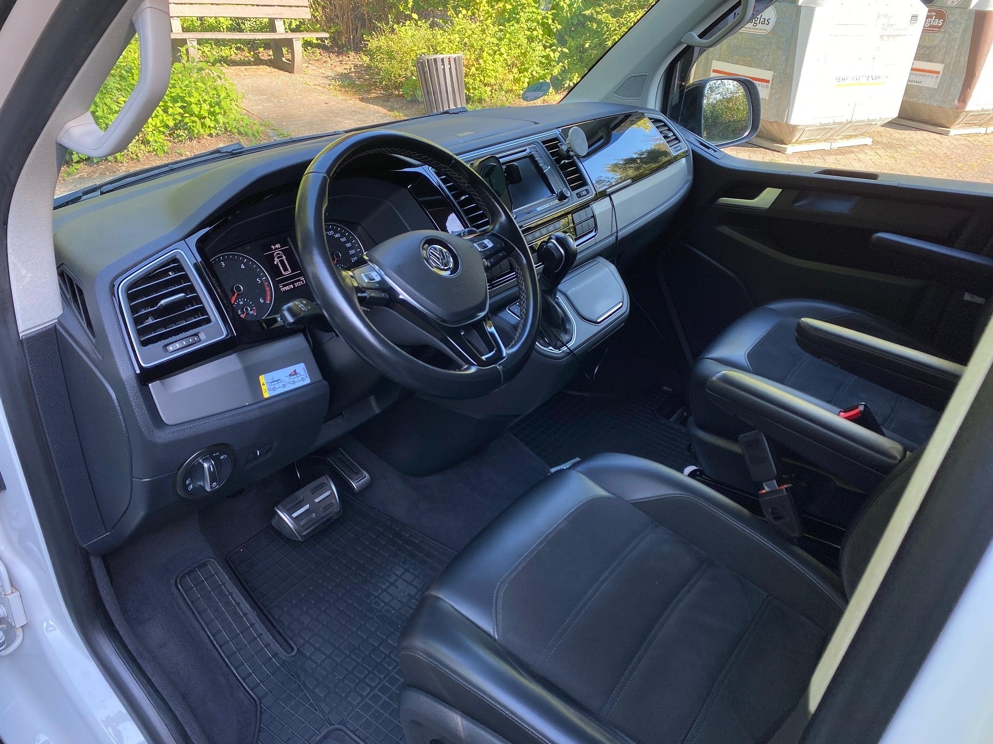 Pojazd #10181 - Volkswagen T6 California Beach Edition 4Motion DSG 12