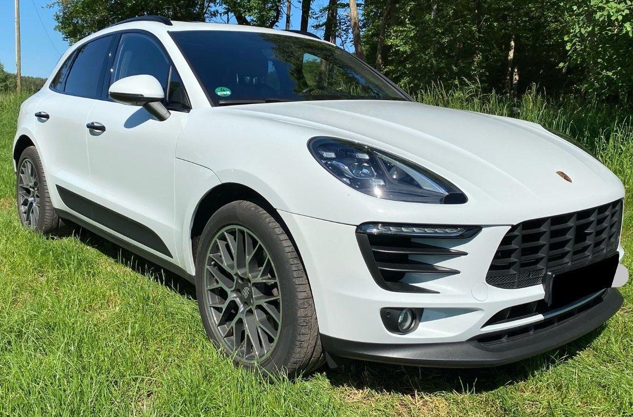 Pojazd #10182 - PORSCHE Macan